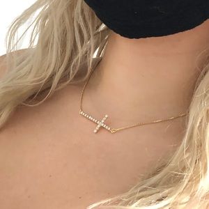 Sideways Cross Necklace In Gold 